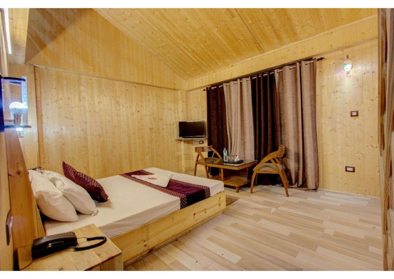 Manali Hotel Exterior photo